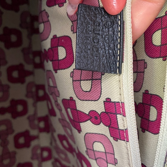 SOLD Gucci - Tote/Shoulder Bag/FINAL PRICE REDUCTION - Picture 13 of 17